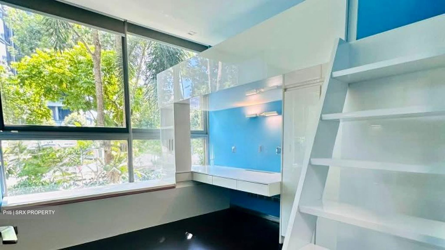 Paterson Residence (D9), Condominium #609035041